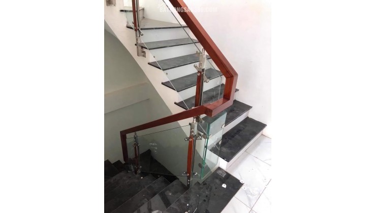 Tôi cho thuê nhà, 133m2- 7T, Linh Lang, Đào Tấn, Phan Kế Bính -74 tr